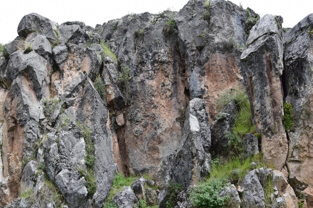 Perù Qenko situato nel Parco Archeologico di Saqsaywaman Questo sito archeologico di rovine Inca è costituito da pietra calcarea