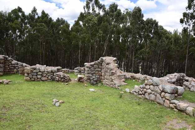 Perù Qenko situato nel Parco Archeologico di Saqsaywaman Questo sito archeologico di rovine Inca è costituito da pietra calcarea