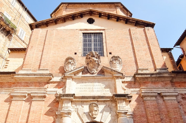 Perugia Italia Facciata della chiesa cattolica a Perugia Parrocchia dei SS Andrea e Lucia