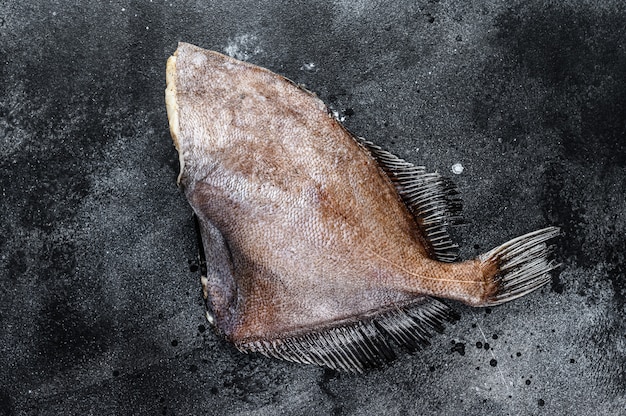 Pesce crudo John Dory. . .