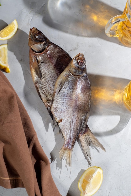 Pesce essiccato salato Antipasto di pesce per birra