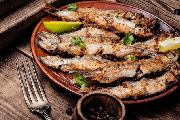 Pesce fritto in profondità
