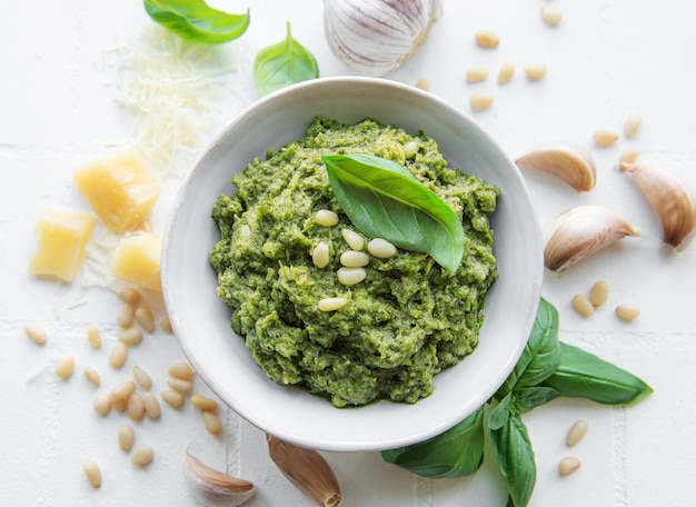 Pesto di basilico verde