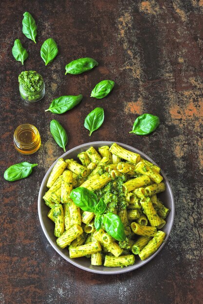 Pesto vegano di pasta pesto.