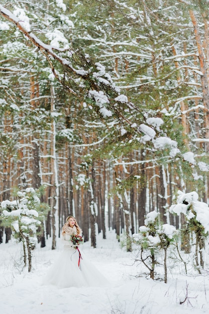 Photosession di matrimonio invernale in natura