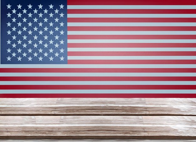 Piano del tavolo in legno su sfondo sfocato della bandiera USA effetto filtro vintage Stile di montaggio per visualizzare il prodotto