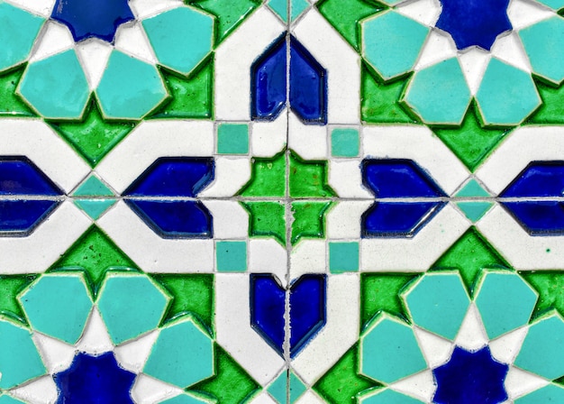 piastrella di ceramica tradizionale dell&#39;Uzbeco sul muro della moschea