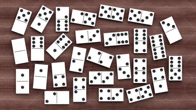 Piastrelle domino bianche impostate su sfondo di legno