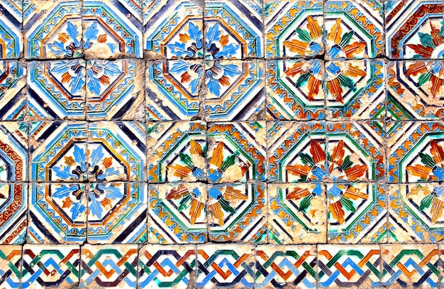 Piastrelle in ceramica moresca (circa XIV secolo), Andalusia, Spagna