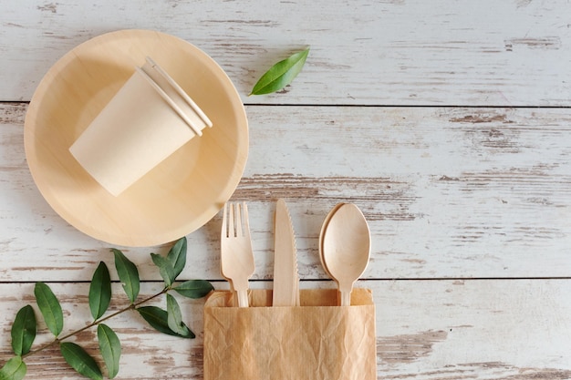 Piatti usa e getta ecologici in legno di bambù e carta Zero sprechi eco friendly plastic free