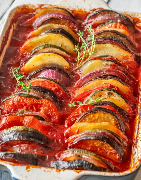 Piatto da forno con Briam Greco Vegetable Bake