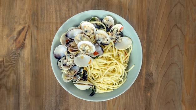 Piatto di frutti di mare di pasta vongole