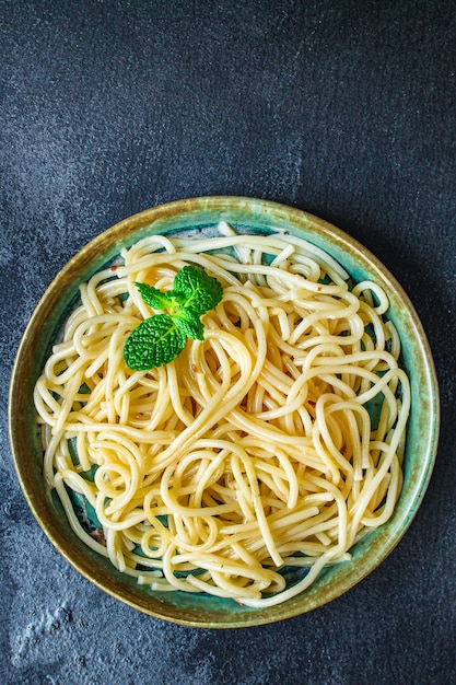 piatto principale di pasta deliziosa spaghetti