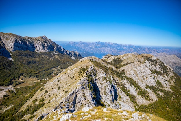 Picco delle montagne parco nazionale lovcen natura del montenegro