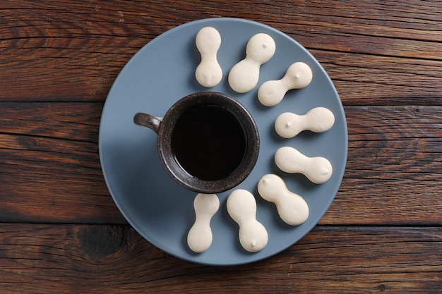 Piccoli biscotti di zucchero e caffè