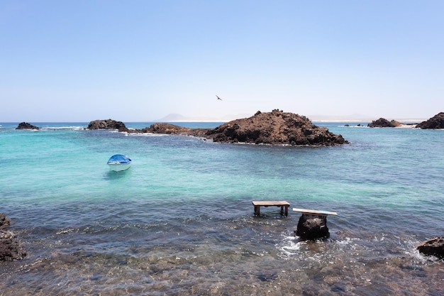 piccolo porto di pesca dell'isolotto di lobos, fuerteventura