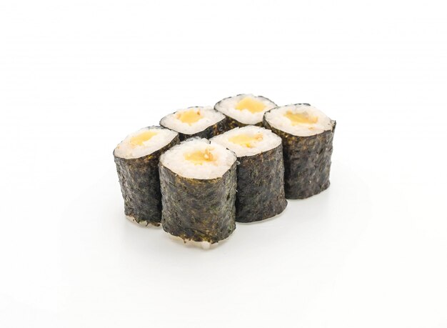 Pickled ravanello maki sushi- stile cibo giapponese