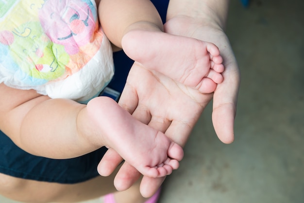 Piedi del bambino