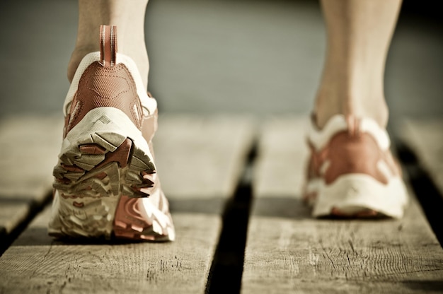 Piedi dell'uomo da jogging Immagine colorata vintage