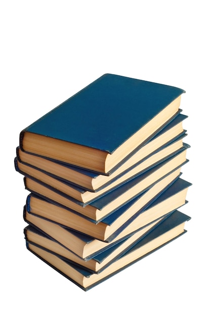 Pila di libri isolati su sfondo bianco