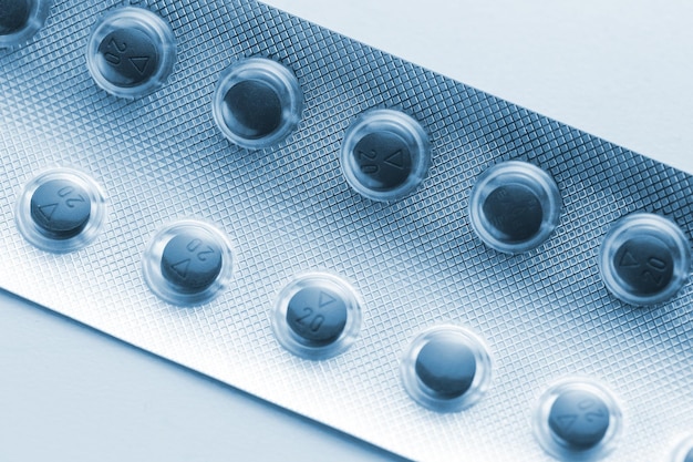 Pillole Compresse in una confezione blister medicina medica antibiotico farmacia influenza
