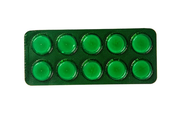 Pillole in blister isolati su sfondo bianco