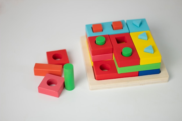 Piramide secondo il metodo di M Montessori Imparare colori e forme Giocattolo in legno per bambini