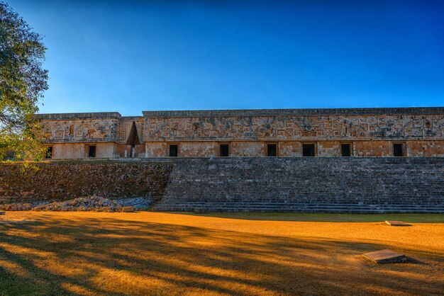 Piramidi degli indiani Maya nell'antica città di Uxmal