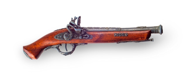 Pistola d'epoca su sfondo bianco - pistola a pietra focaia antica prussiana con spazio di copia.