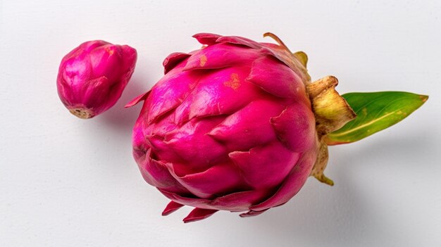 pitaya di frutta del drago isolata su sfondo bianco