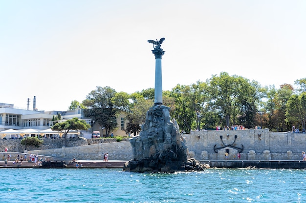 Pittoresca costa del Mar Nero. Crimea Russia estate. Orientamento orizzontale