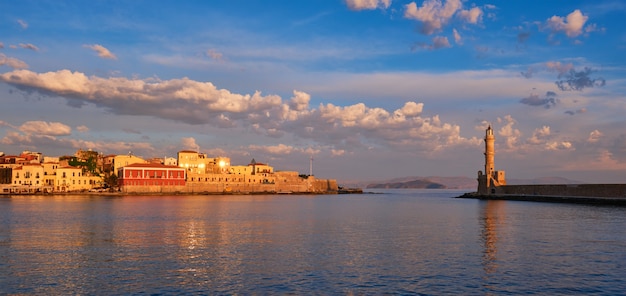 Pittoresco porto vecchio di Chania Creta Grecia island