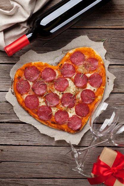 Pizza a forma di cuore