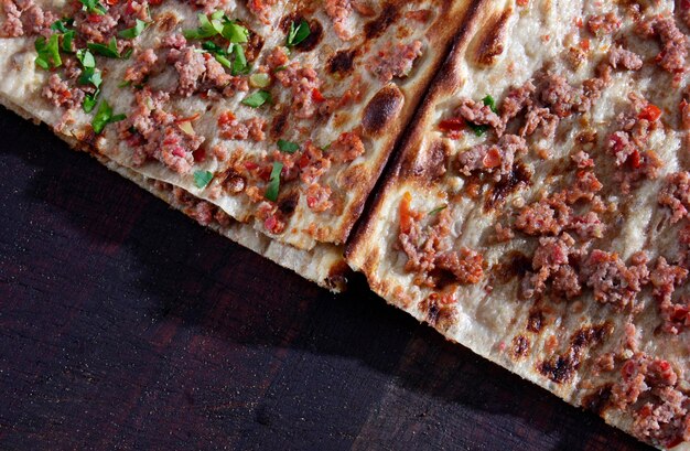 Pizza turca Cibo turco pide tritato Konya Etli Ekmek Kebab