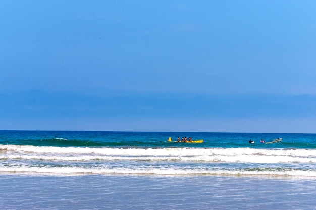 playa hermosa ecuador, santa elena montaita