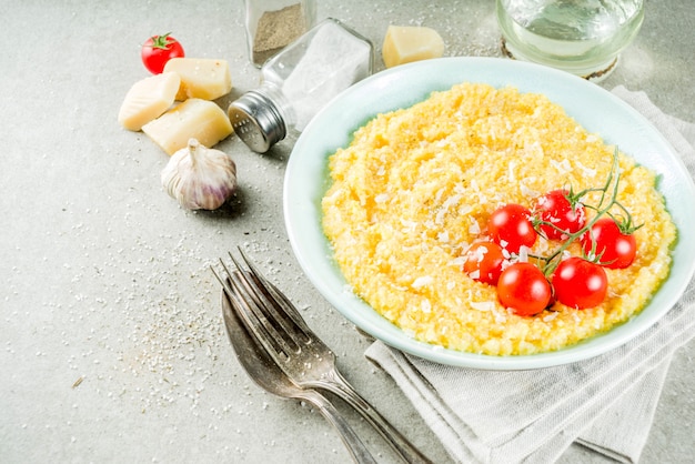 Polenta Con Pomodori