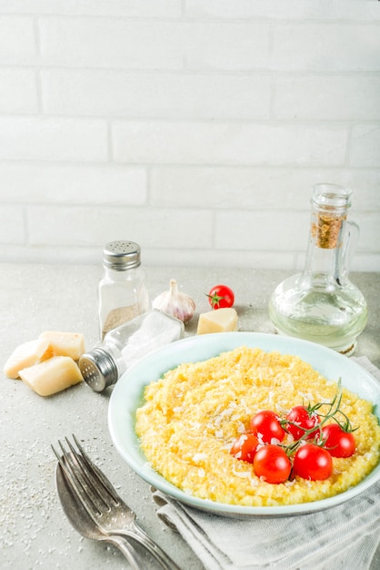 Polenta Con Pomodori