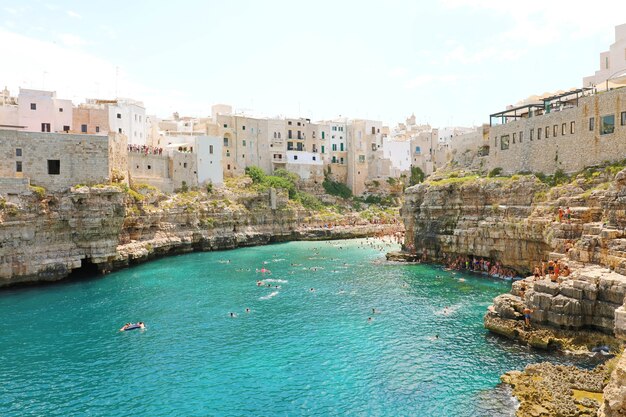 Polignano a mare vista mozzafiato, Puglia, Italia