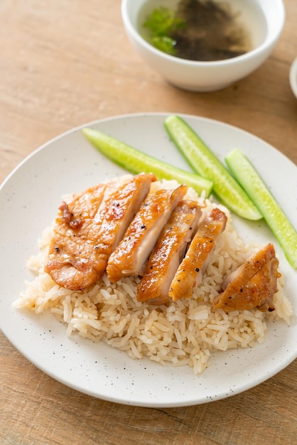 Pollo Alla Griglia Con Riso Al Vapore