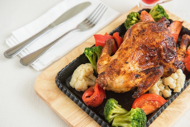 Pollo arrosto con verdure