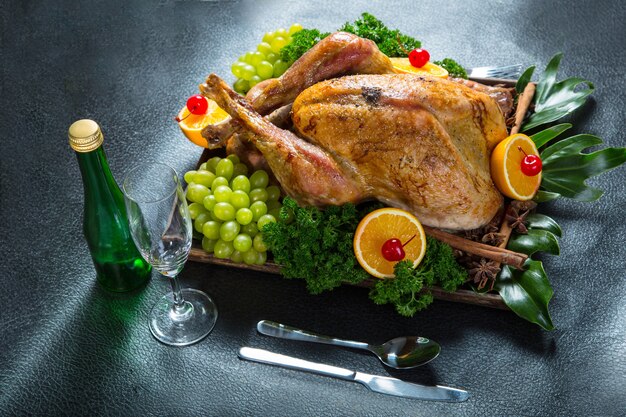 Pollo arrosto di tacchino per festeggiare il giorno di Natale