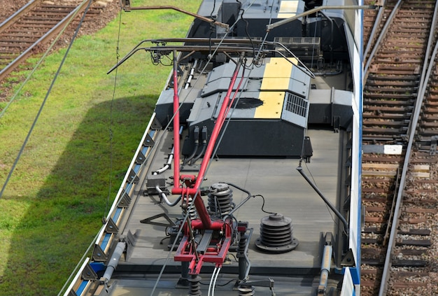 Polo di alimentazione elettrica ferroviaria.