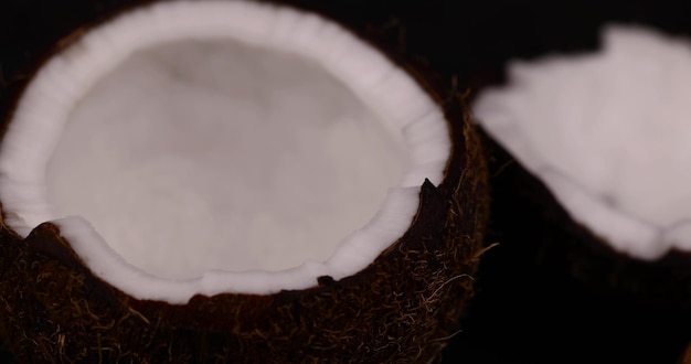 polpa di cocco bianca e fiocchi di cocco secchi