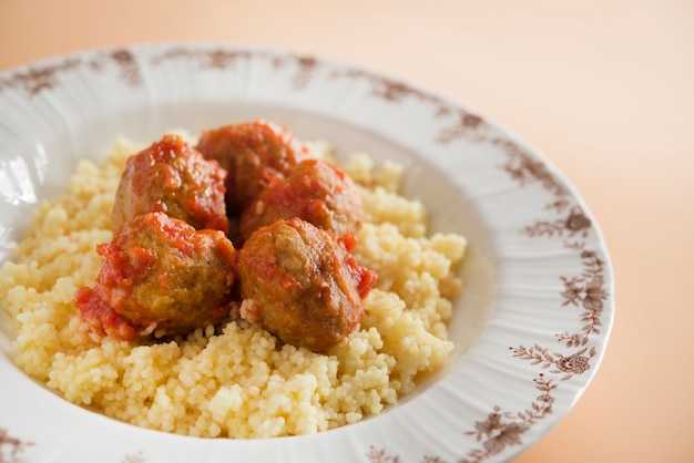 Polpette con tipico couscous marocchino