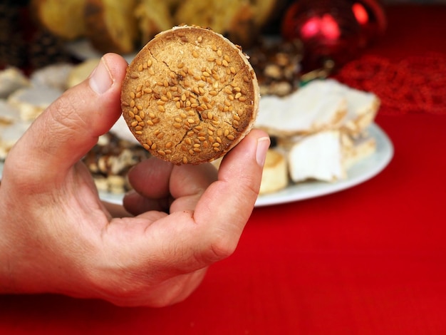 Polvoron spagnolo con semi di sesamo CloseUp