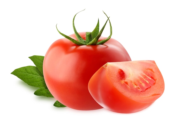 Pomodori con foglie isolati su una superficie bianca