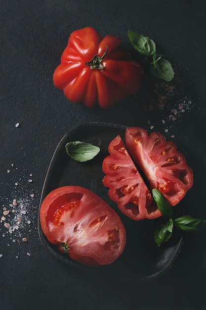 Pomodoro Coeur De Boeuf. Bistecca di pomodoro