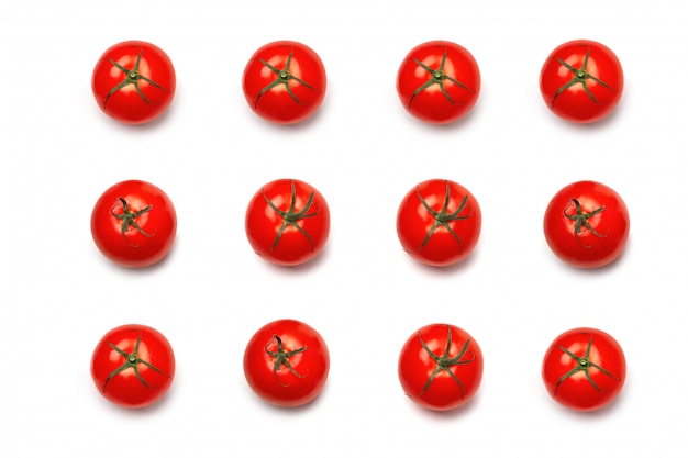 Pomodoro. Modello di pomodoro. Pomodoro rosso naturale isolato.