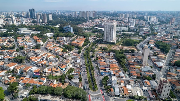 Ponte metallico Reinaldo de Oliveira Viadotto nella città di Osasco Sao Paulo Brasile