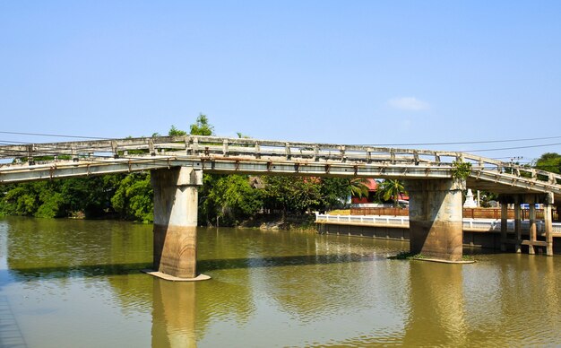 Ponte su un fiume in Thailandia.